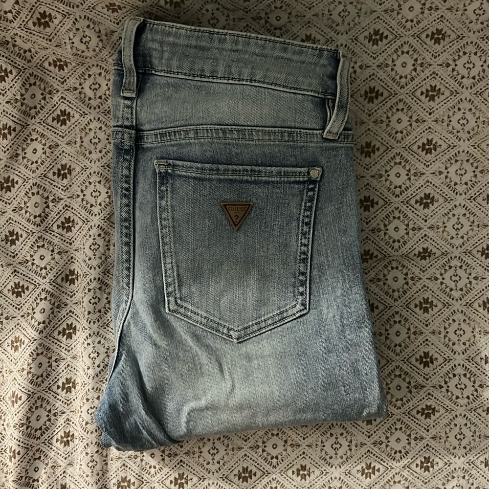 Guess - Mid Rise Skinny Light Denim Jeans - 27